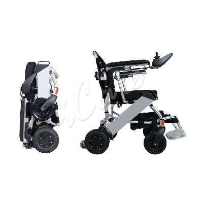 RM999UL - 超輕可摺疊電動輪椅